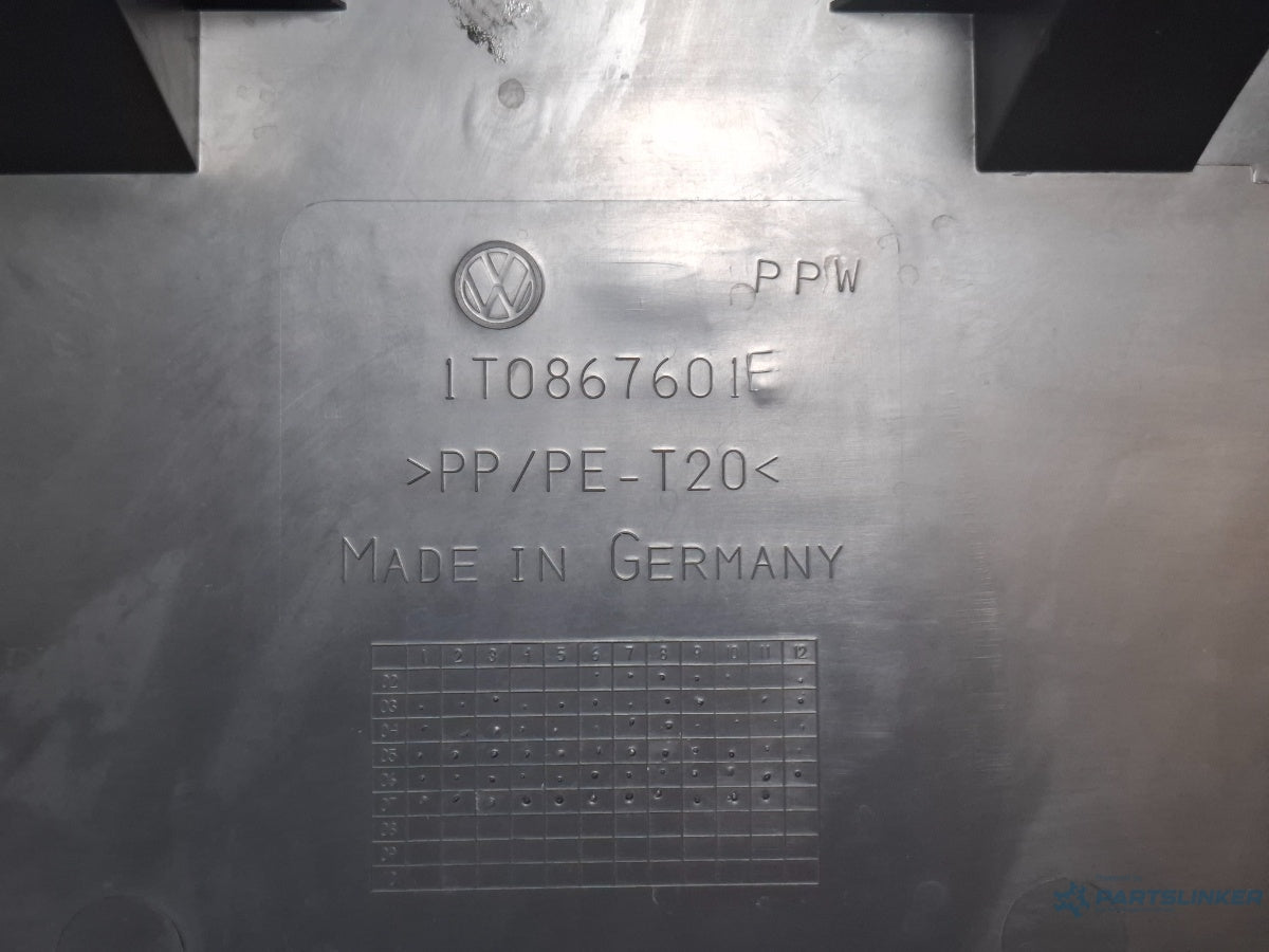 Ornament portbagaj VOLKSWAGEN TOURAN 1T1, 1T2 2003 - 2010 TDI BMM 1T0867601E