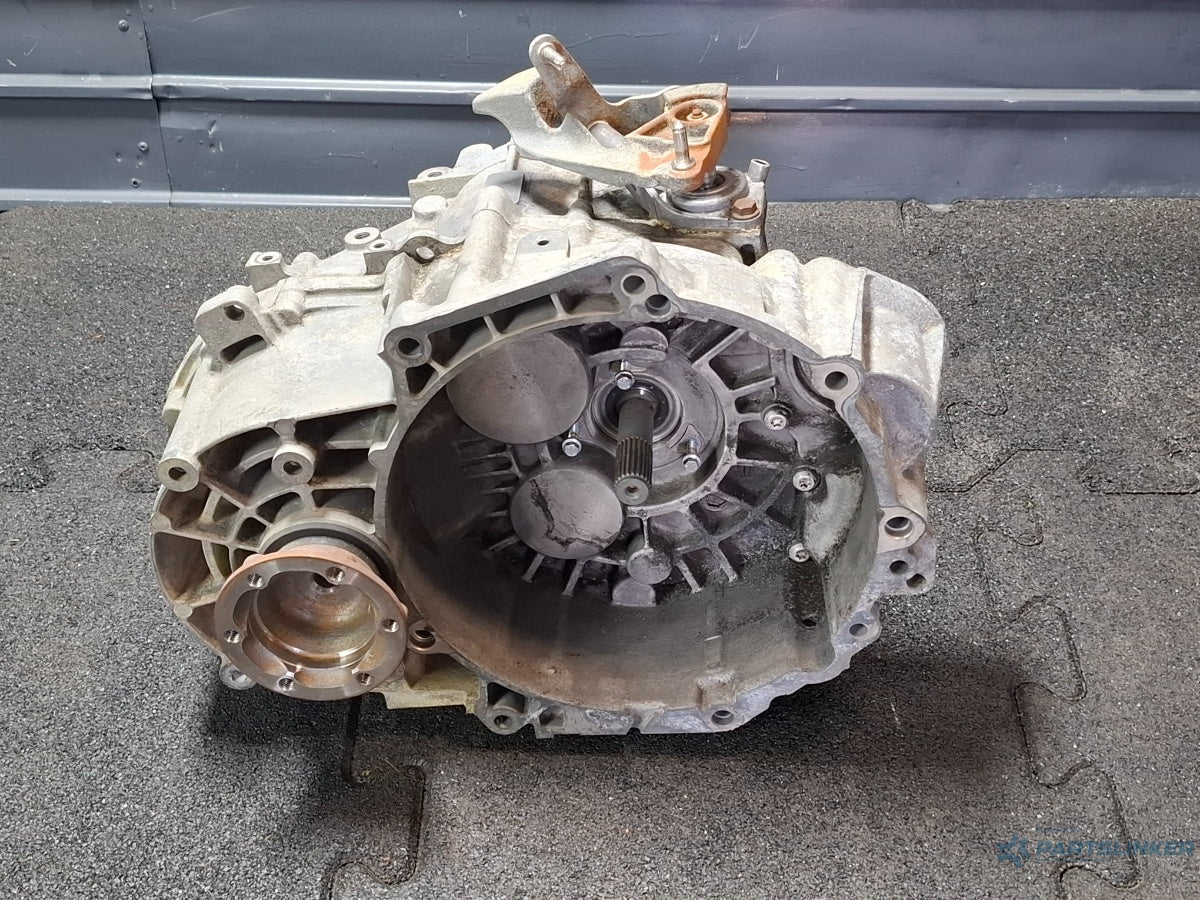 Cutie de viteze manuala 6 trepte VOLKSWAGEN PASSAT 3C2 2005 - 2010 TDI 16V BKP, CBAB JLU
