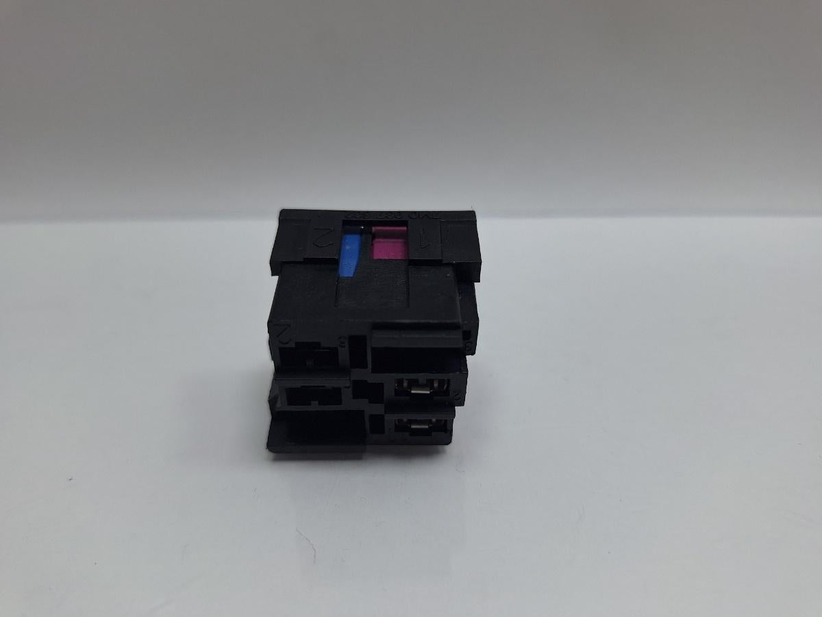 Mufa conector releu VOLKSWAGEN TOURAN 1T1, 1T2 2003 - 2010 TDI BMM 7M0937632