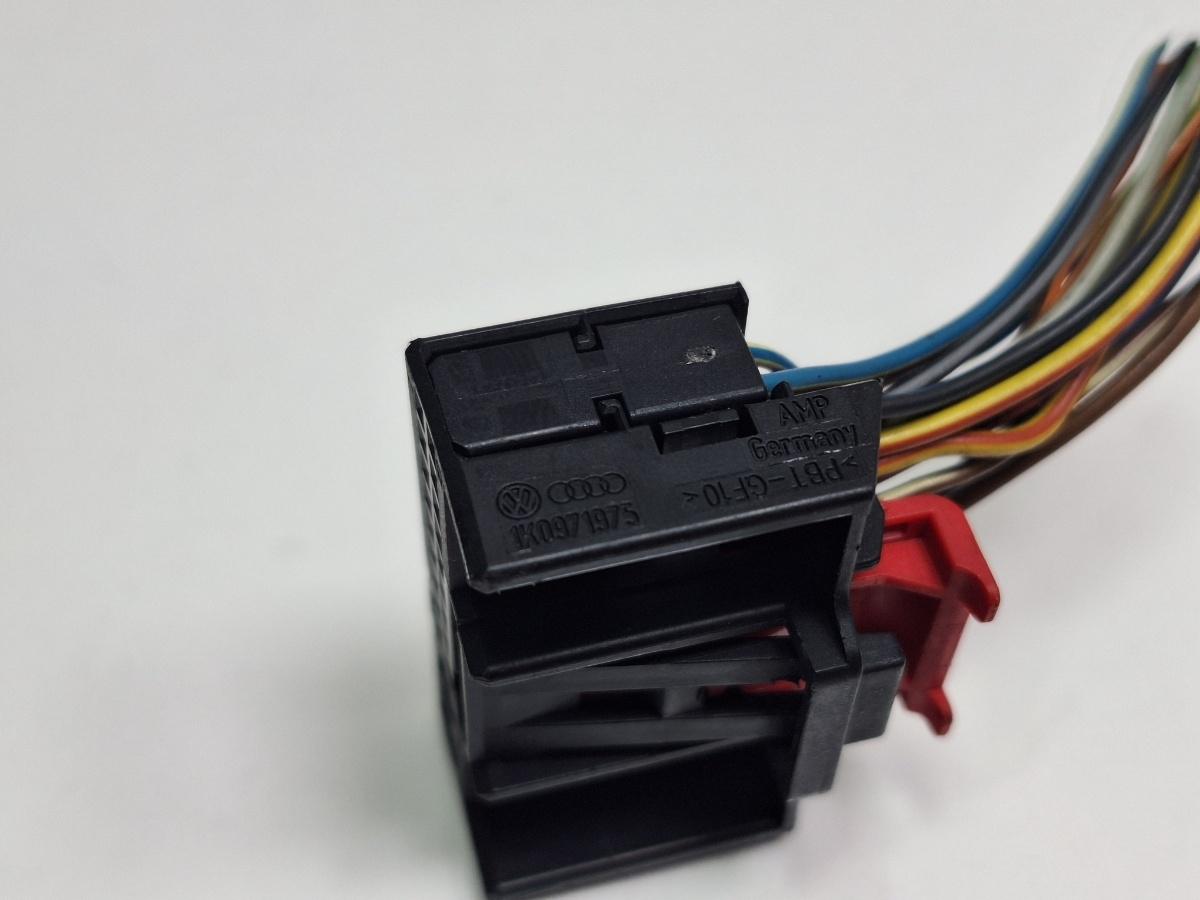 Mufa conector modul usa VOLKSWAGEN TOURAN 1T1, 1T2 2003 - 2010 TDI BMM 1K0971975