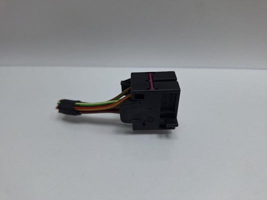 Mufa conector modul de confort VOLKSWAGEN TOURAN 1T1, 1T2 2003 - 2010 TDI BMM 1K0972641