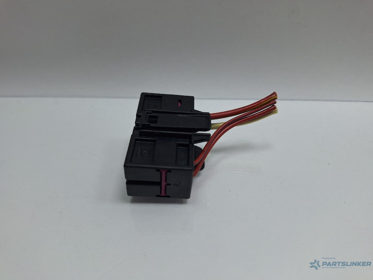 Mufa conector modul de confort VOLKSWAGEN TOURAN 1T1, 1T2 2003 - 2010 TDI BMM 1K0972643