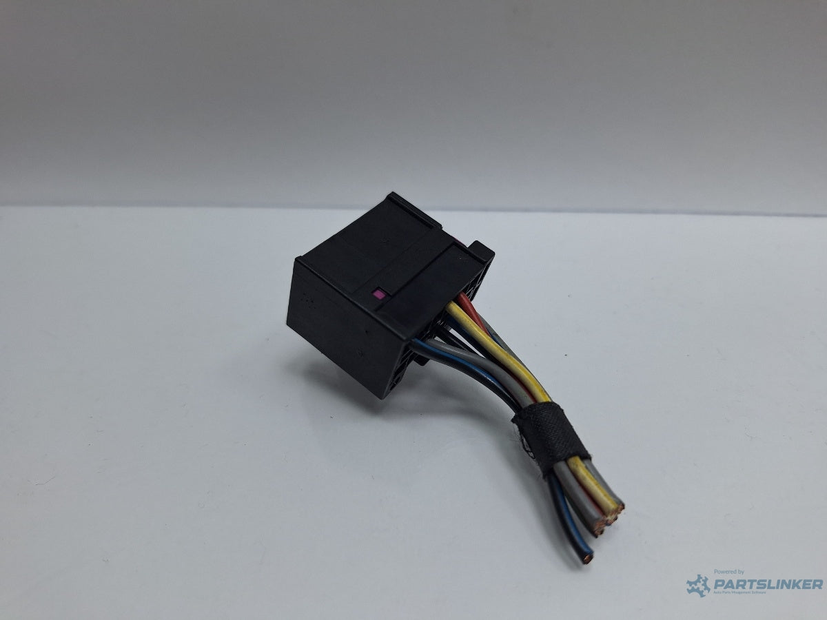 Mufa conector modul de confort VOLKSWAGEN TOURAN 1T1, 1T2 2003 - 2010 TDI BMM 1K0972925