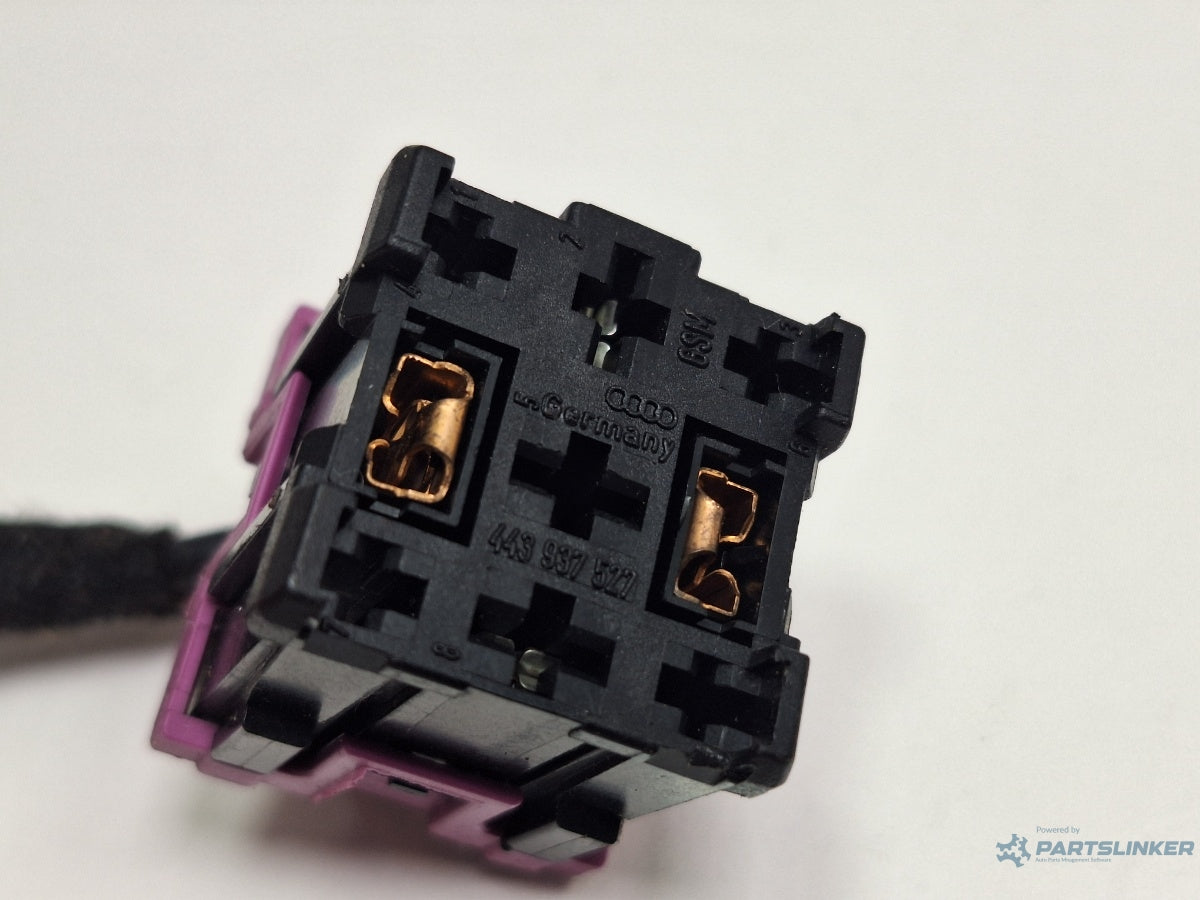 Mufa conector releu VOLKSWAGEN TOURAN 1T1, 1T2 2003 - 2010 TDI BMM 443937527