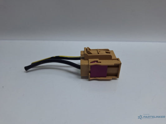 Mufa conector siguranta VOLKSWAGEN TOURAN 1T1, 1T2 2003 - 2010 TDI BMM 1K0972117A