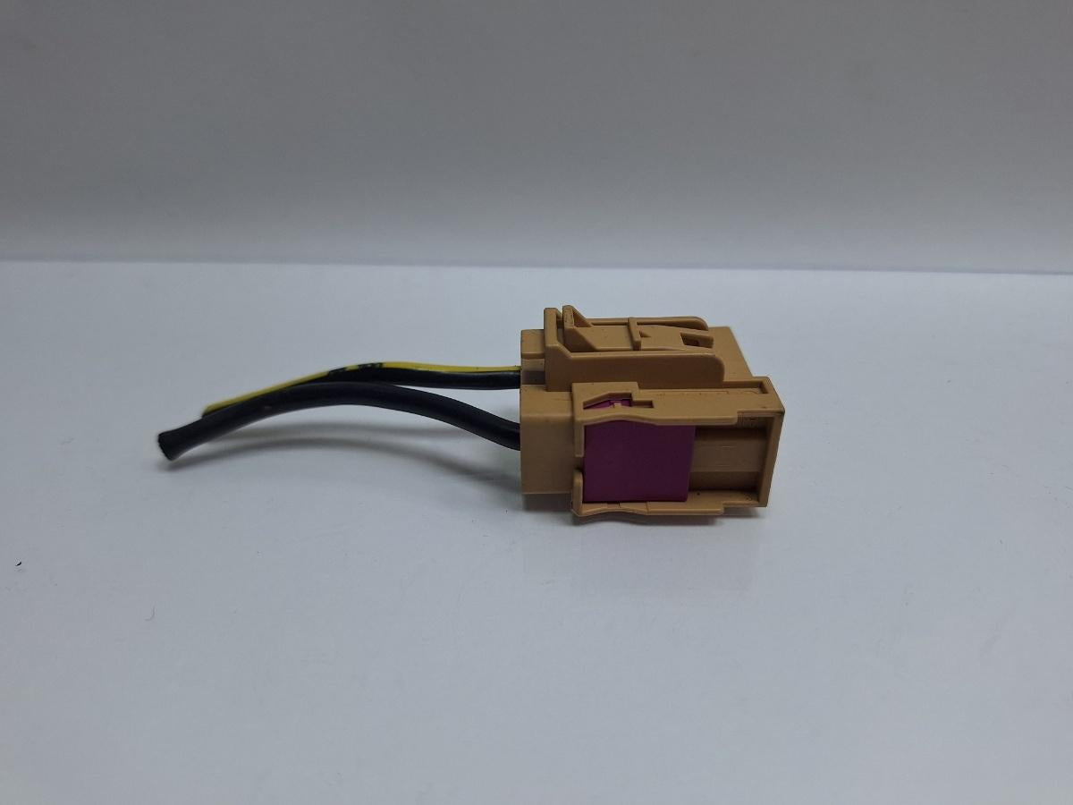 Mufa conector siguranta VOLKSWAGEN TOURAN 1T1, 1T2 2003 - 2010 TDI BMM 1K0972117A