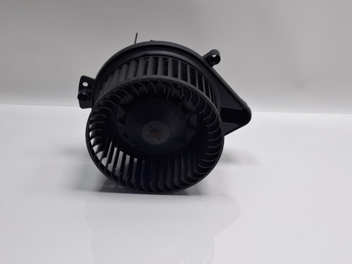 Ventilator aeroterma AUDI A4 III Avant 8ED, B7 2004 - 2008 TDI BKE, BRB 8E1820021E