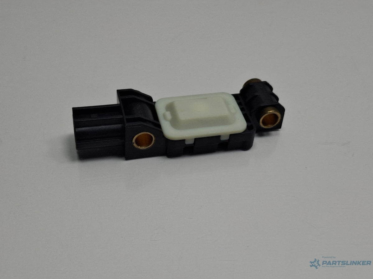 Senzor impact AUDI A4 III Avant 8ED, B7 2004 - 2008 TDI BKE, BRB 8E0959643B