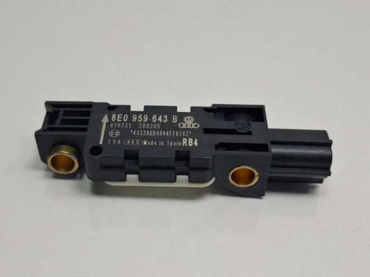Senzor impact AUDI A4 III Avant 8ED, B7 2004 - 2008 TDI BKE, BRB 8E0959643B