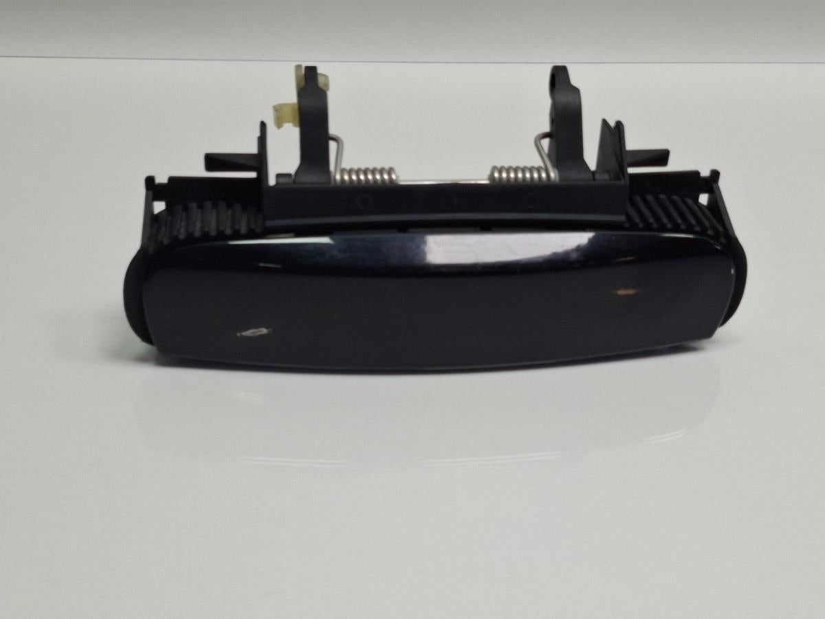 Maner exterior usa LY9B AUDI A4 III Avant 8ED, B7 2004 - 2008 TDI BKE, BRB 4B0839885