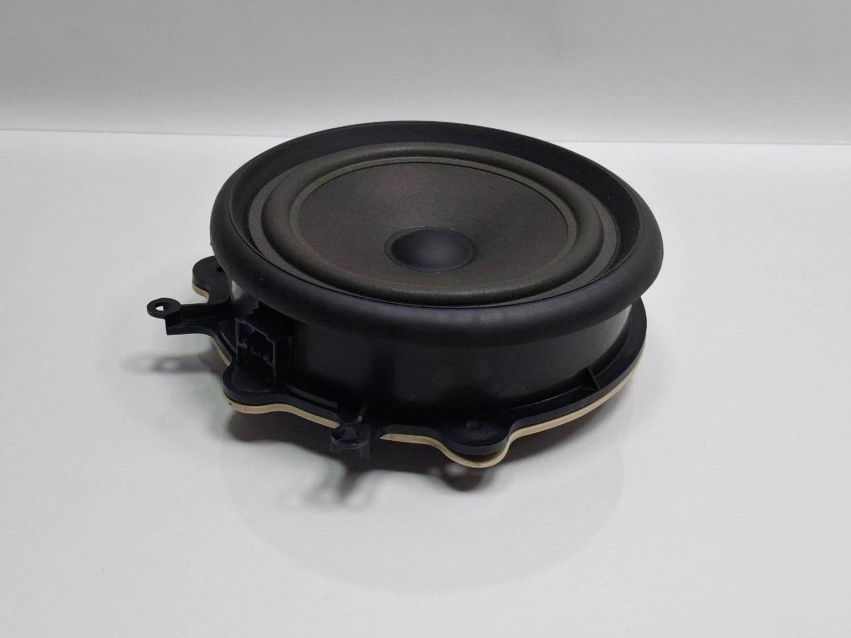 Boxa AUDI A4 III Avant 8ED, B7 2004 - 2008 TDI BKE, BRB 8E0035411