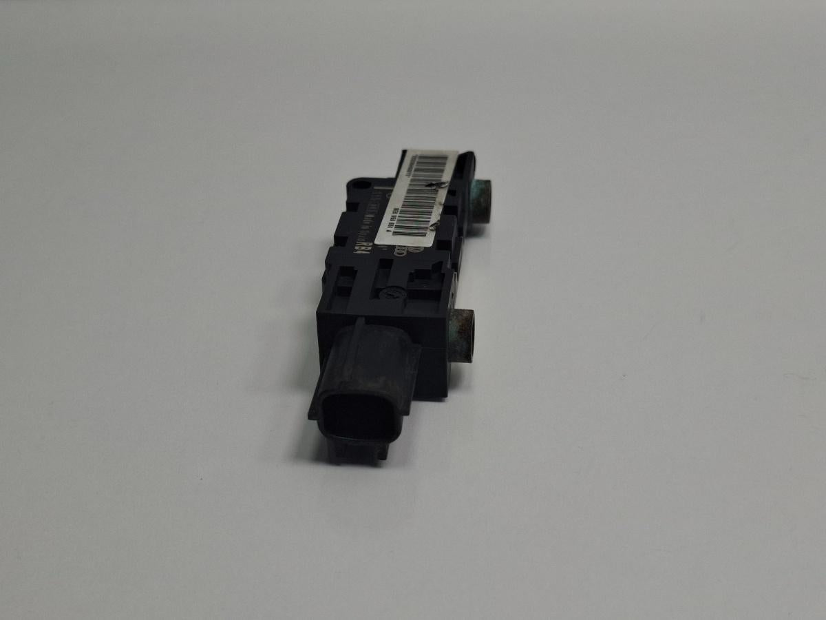 Senzor impact AUDI A4 III Avant 8ED, B7 2004 - 2008 TDI BKE, BRB 8E0959651A