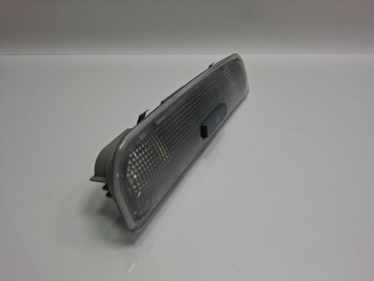 Plafoniera spate AUDI A4 III Avant 8ED, B7 2004 - 2008 TDI BKE, BRB 8P0947111A