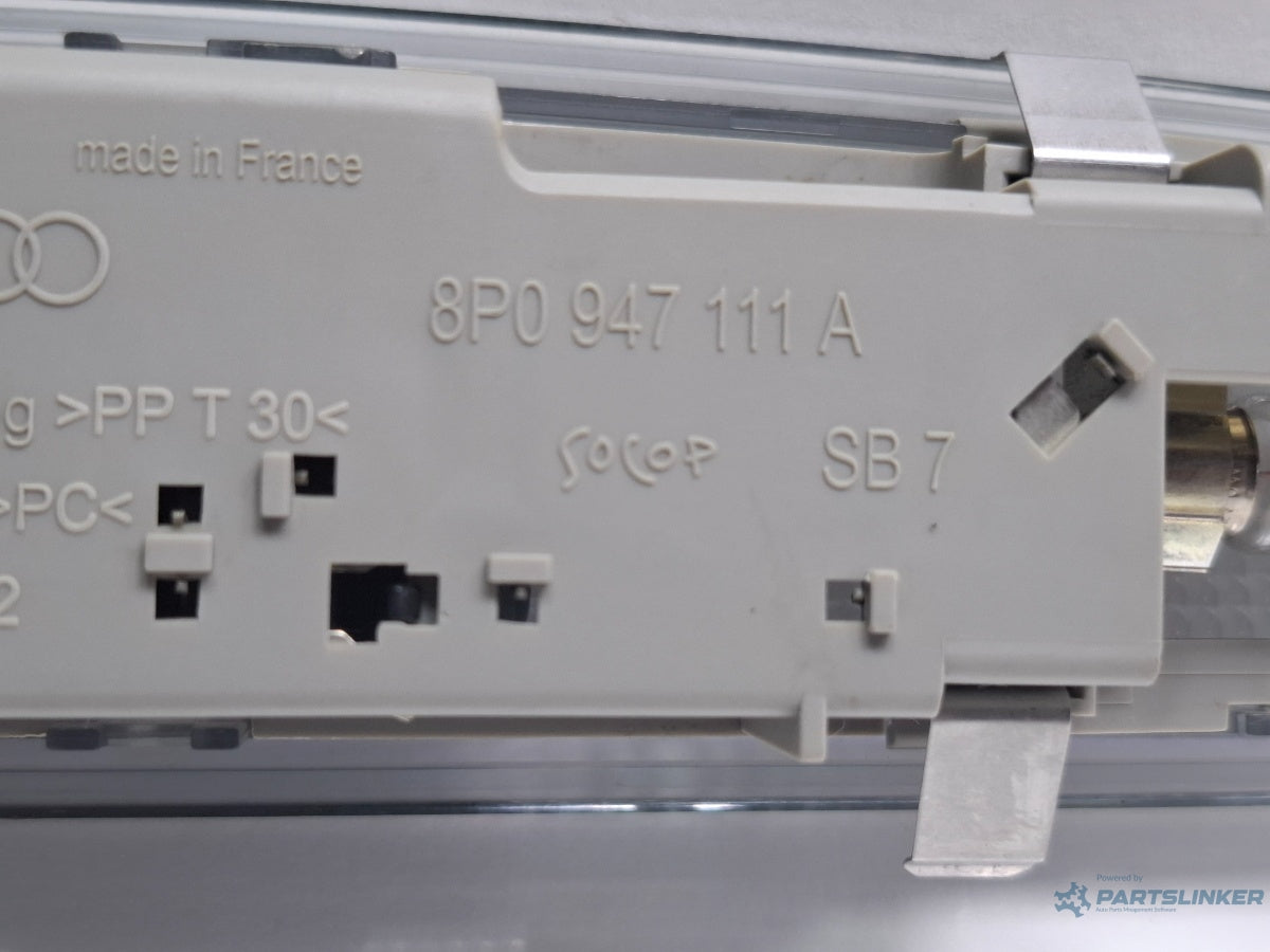 Plafoniera spate AUDI A4 III Avant 8ED, B7 2004 - 2008 TDI BKE, BRB 8P0947111A