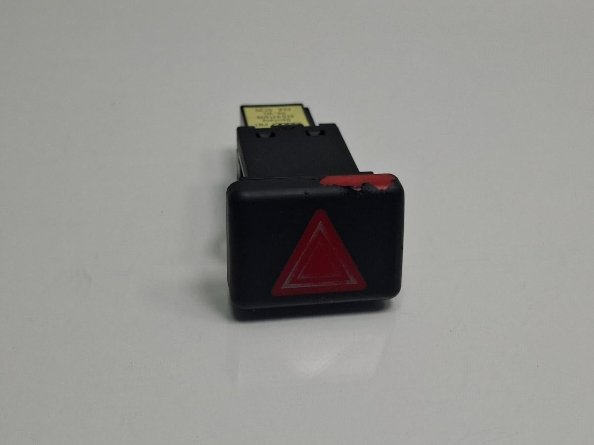 Buton avarii AUDI A4 III Avant 8ED, B7 2004 - 2008 TDI BKE, BRB 8E0941509