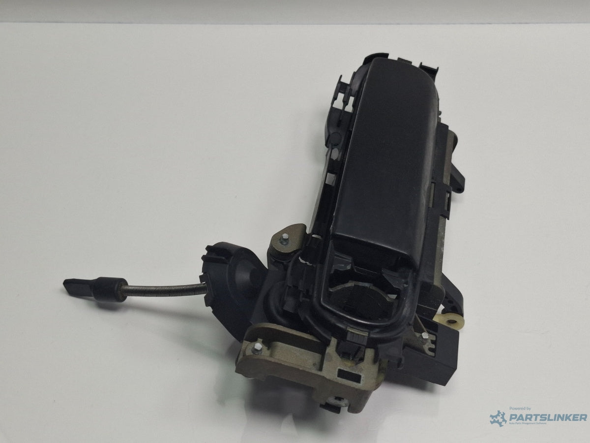 Maner exterior usa  LY9B stanga fata AUDI A4 III Avant 8ED, B7 2004 - 2008 TDI BKE, BRB 8E1837207