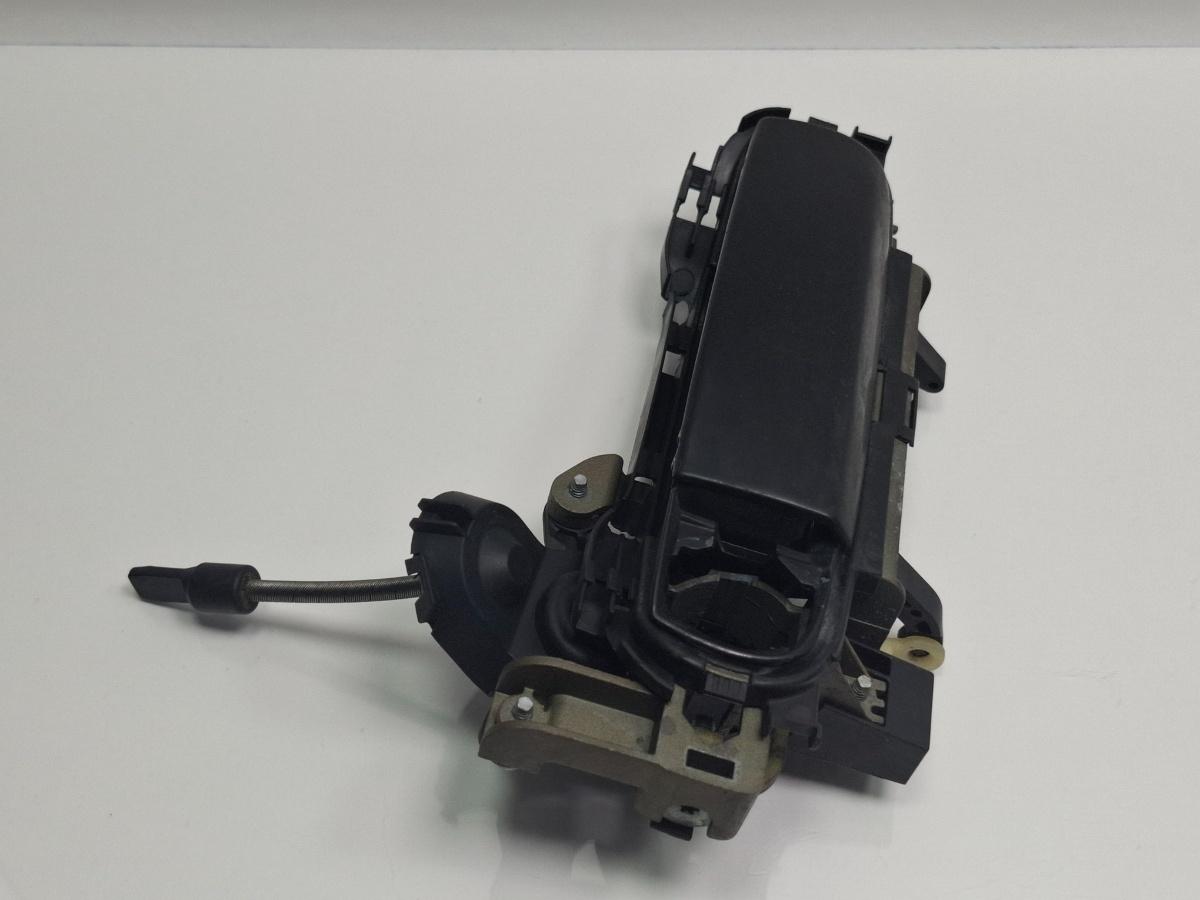 Maner exterior usa  LY9B stanga fata AUDI A4 III Avant 8ED, B7 2004 - 2008 TDI BKE, BRB 8E1837207