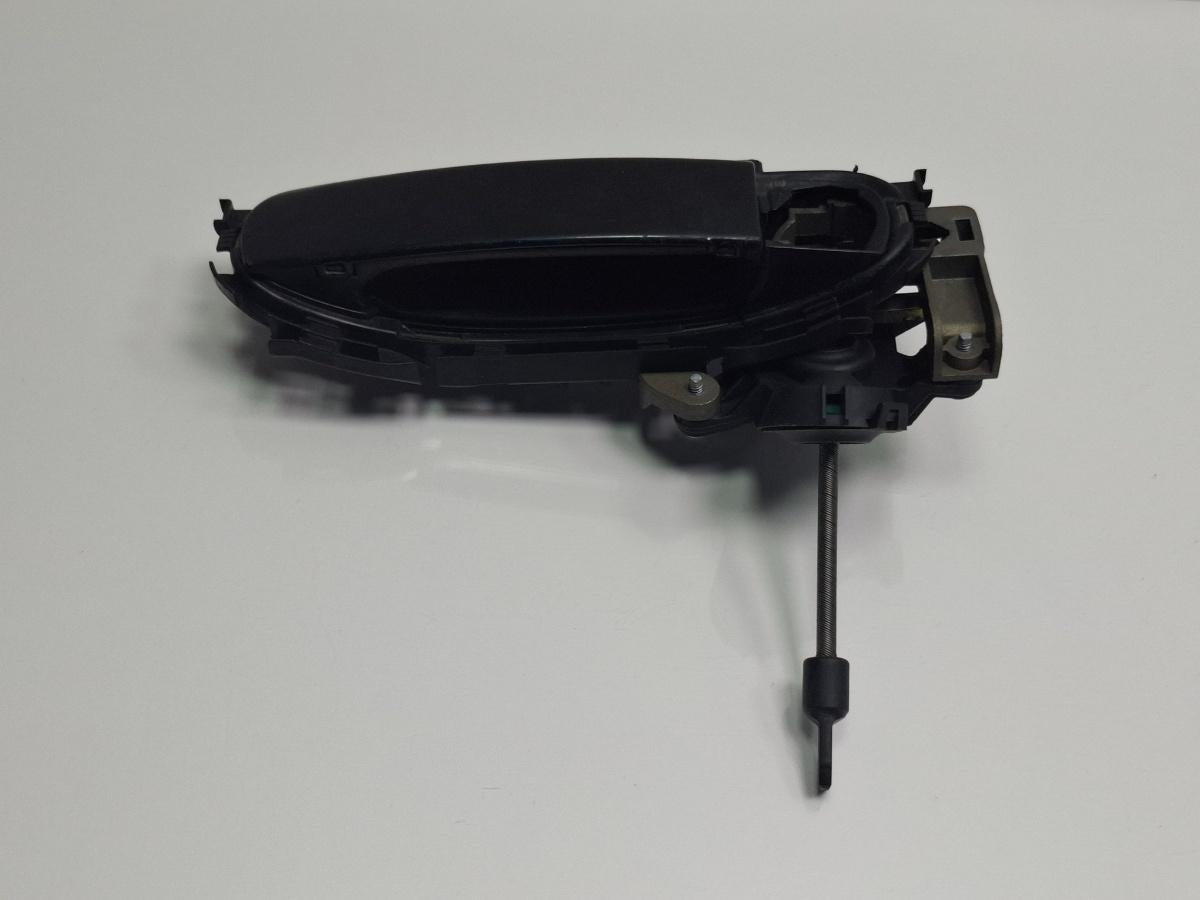 Maner exterior usa  LY9B stanga fata AUDI A4 III Avant 8ED, B7 2004 - 2008 TDI BKE, BRB 8E1837207