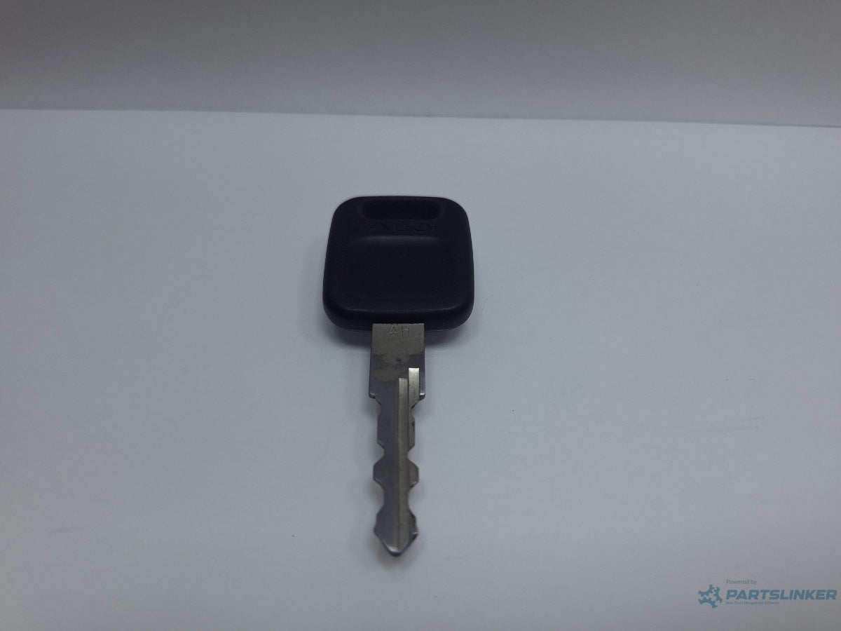Cheie de contact AUDI A4 Saloon 8D2, B5 1994 - 2001 1.6 1.6 ADP, AHL, ANA, ARM 4A0837220A