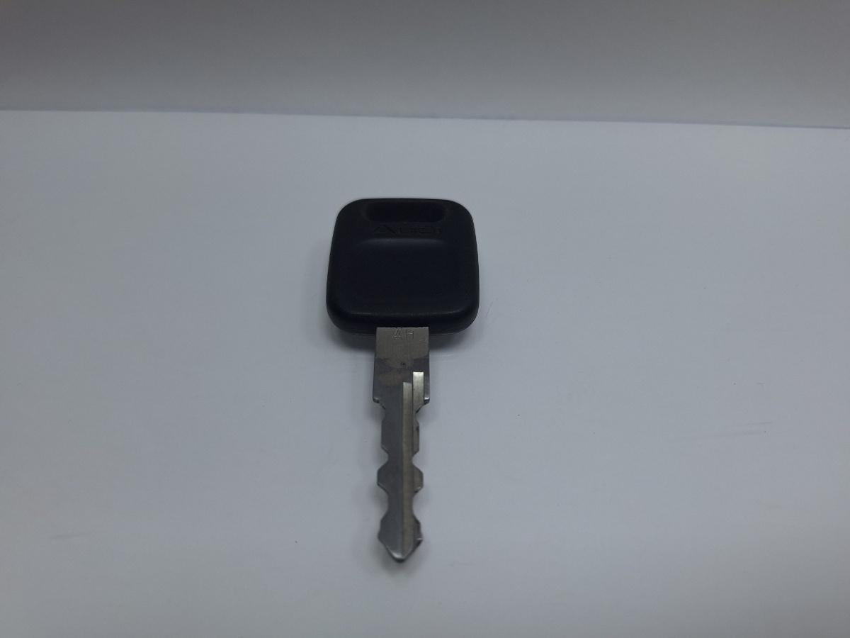 Cheie de contact AUDI A4 Saloon 8D2, B5 1994 - 2001 1.6 1.6 ADP, AHL, ANA, ARM 4A0837220A