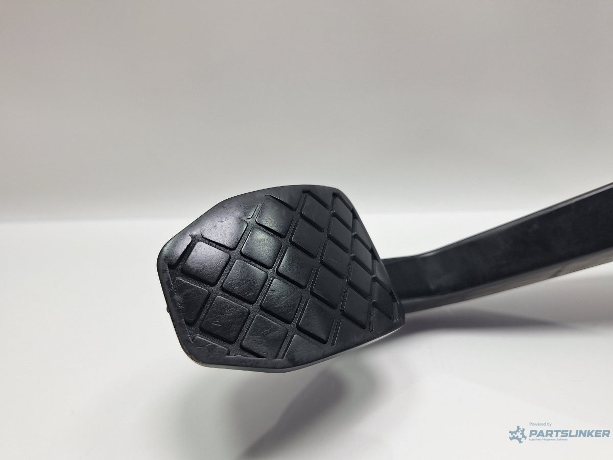 Pedala de ambreiaj AUDI A4 III Avant 8ED, B7 2004 - 2008 TDI BKE, BRB 8E1721316