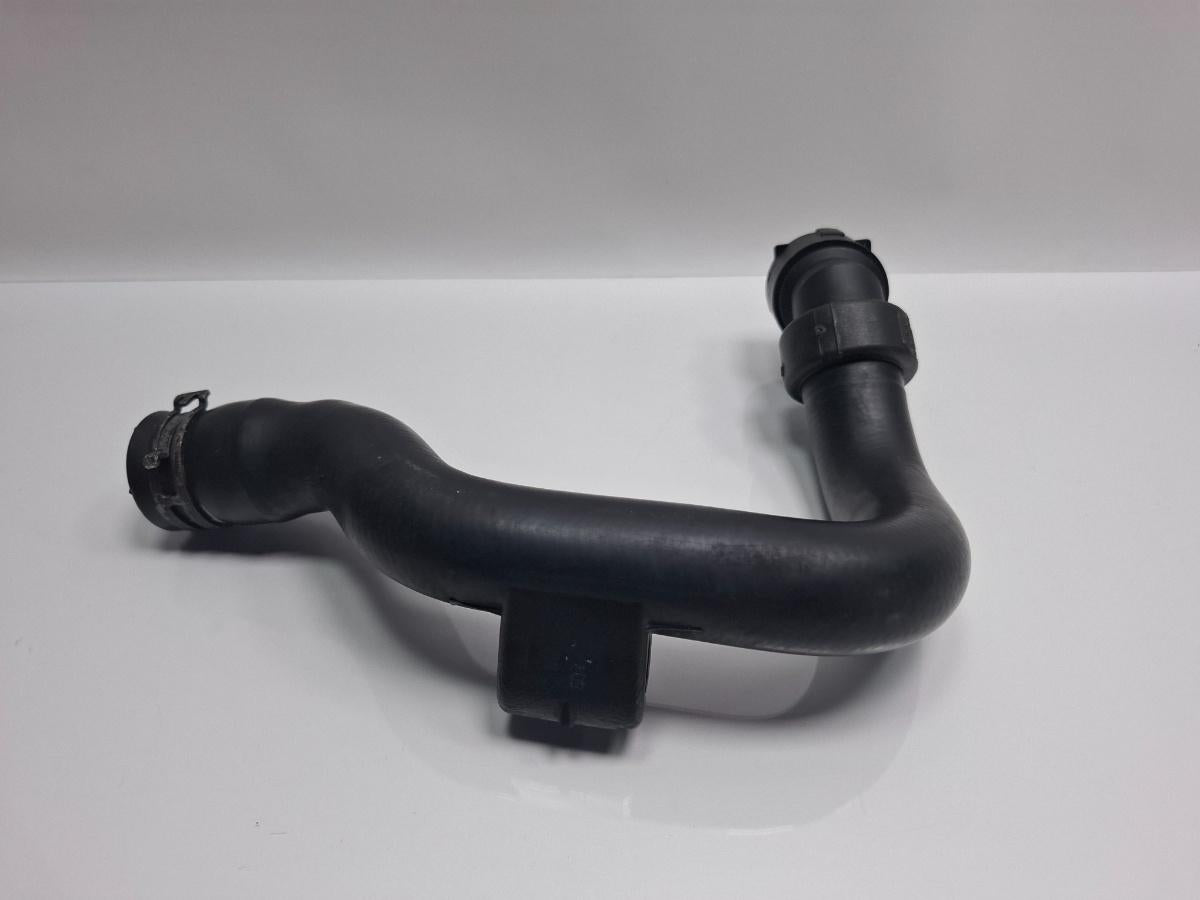 Furtun apa AUDI A4 III Avant 8ED, B7 2004 - 2008 TDI BKE, BRB 8E0121101C