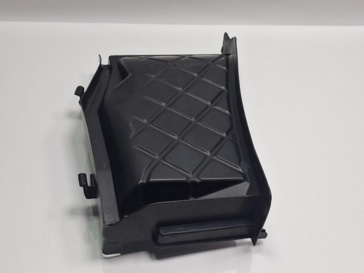Capac filtru polen AUDI A4 III Avant 8ED, B7 2004 - 2008 TDI BKE, BRB 8E1819979