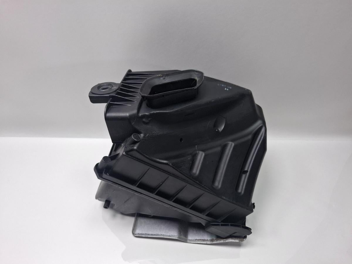 Caracasa filtru aer AUDI A4 III Avant 8ED, B7 2004 - 2008 TDI BKE, BRB 03G133835