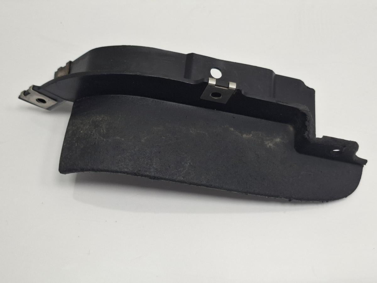 Aparator noroi stanga spate AUDI A4 III Avant 8ED, B7 2004 - 2008 TDI BKE, BRB 8E0853833E