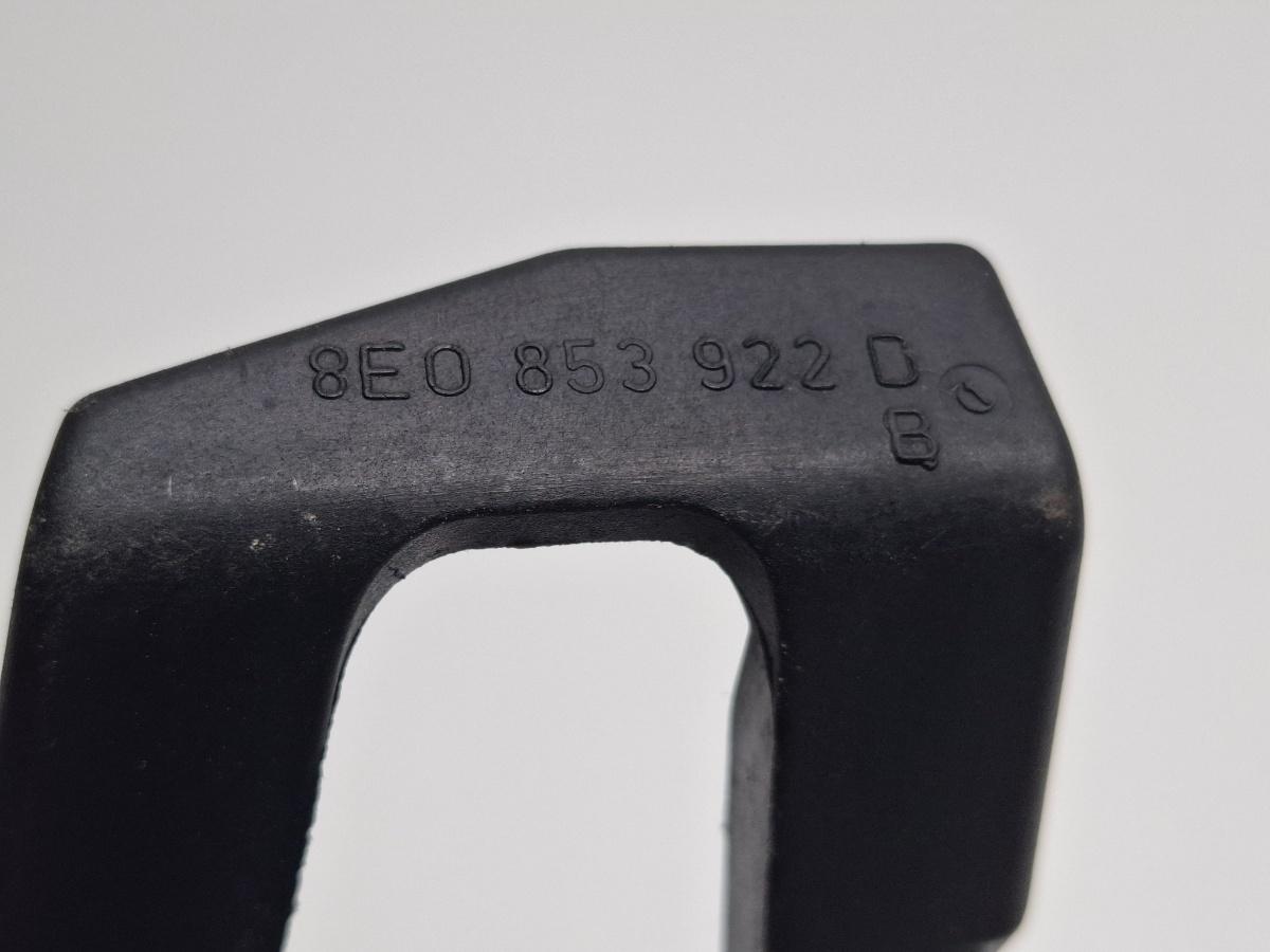 Suport prindere prag dreapta AUDI A4 III Avant 8ED, B7 2004 - 2008 TDI BKE, BRB 8E0853922D