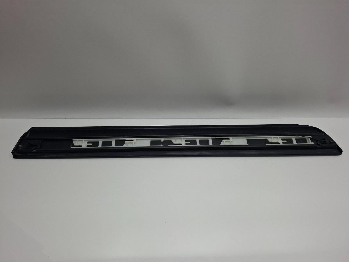 Bandou portiera stanga spate AUDI A4 III Avant 8ED, B7 2004 - 2008 negru LY9B 8E0853969E