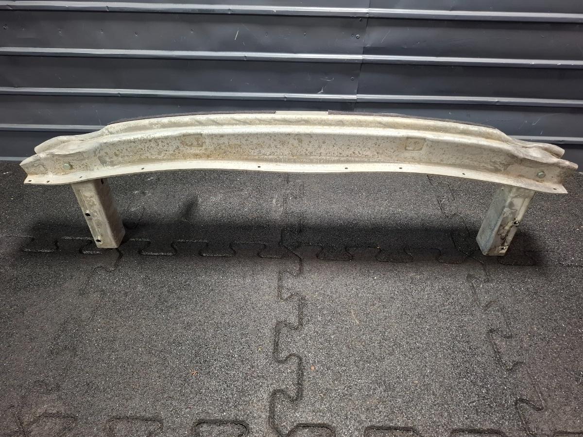 Armatura bara spate AUDI A4 III Avant 8ED, B7 2004 - 2008 TDI BKE, BRB 8E0807332B