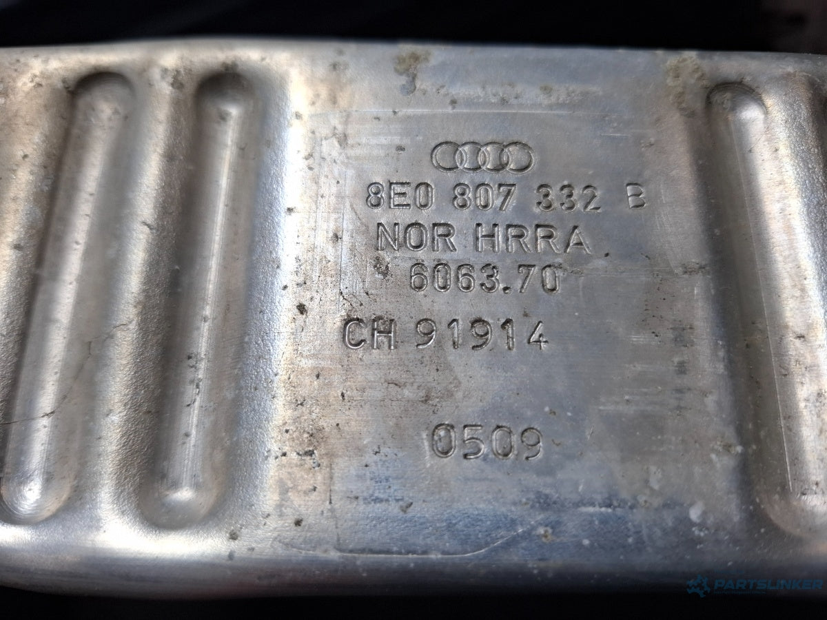 Armatura bara spate AUDI A4 III Avant 8ED, B7 2004 - 2008 TDI BKE, BRB 8E0807332B