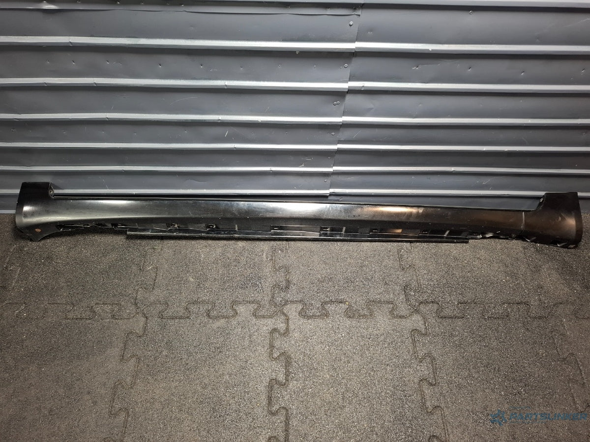 Ornament prag LY9B stanga AUDI A4 III Avant 8ED, B7 2004 - 2008 TDI BKE, BRB 8E0853859