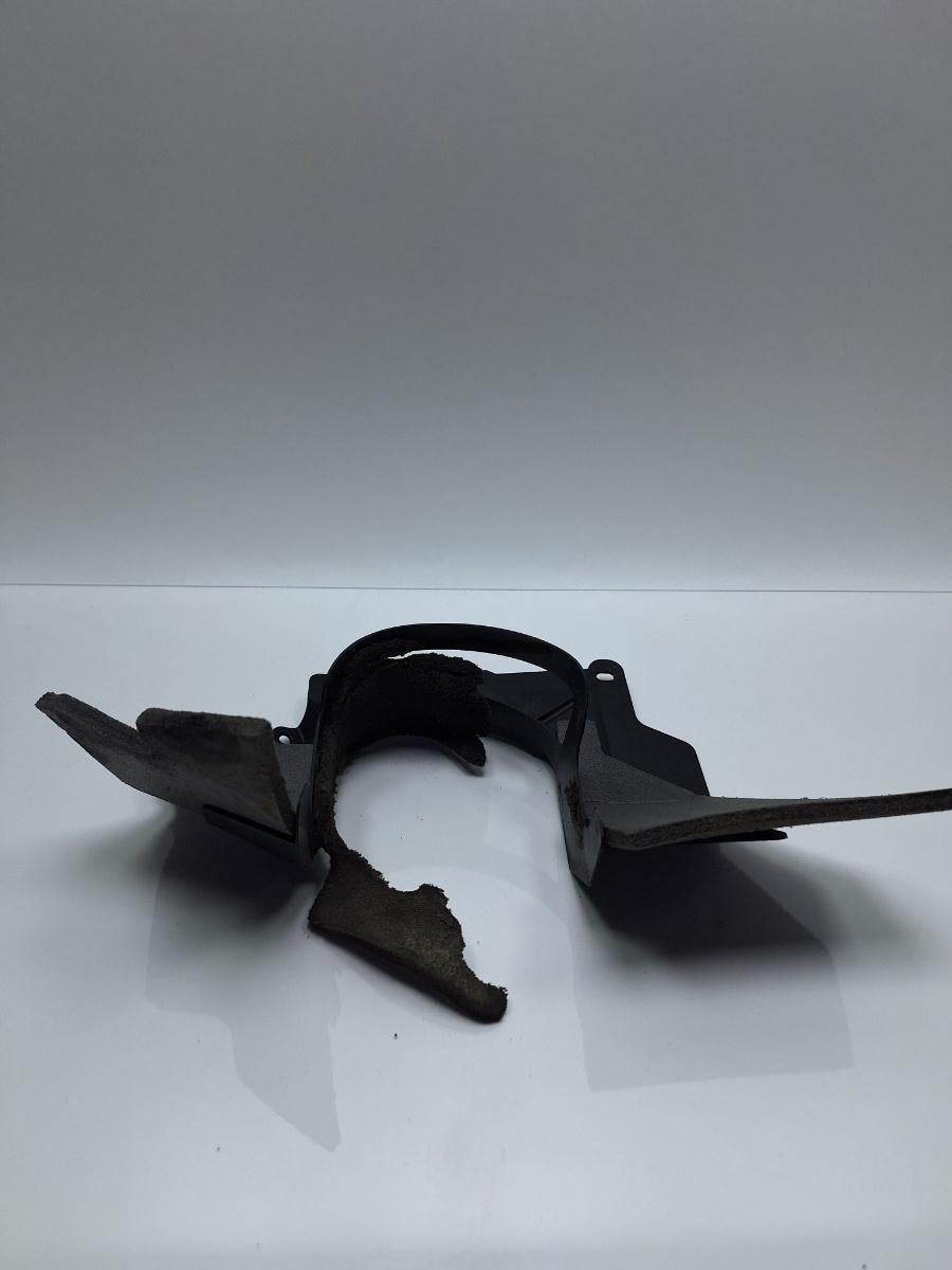 Aparatoare planetara dreapta AUDI A4 III Avant 8ED, B7 2004 - 2008 TDI BKE, BRB 8E0863188C