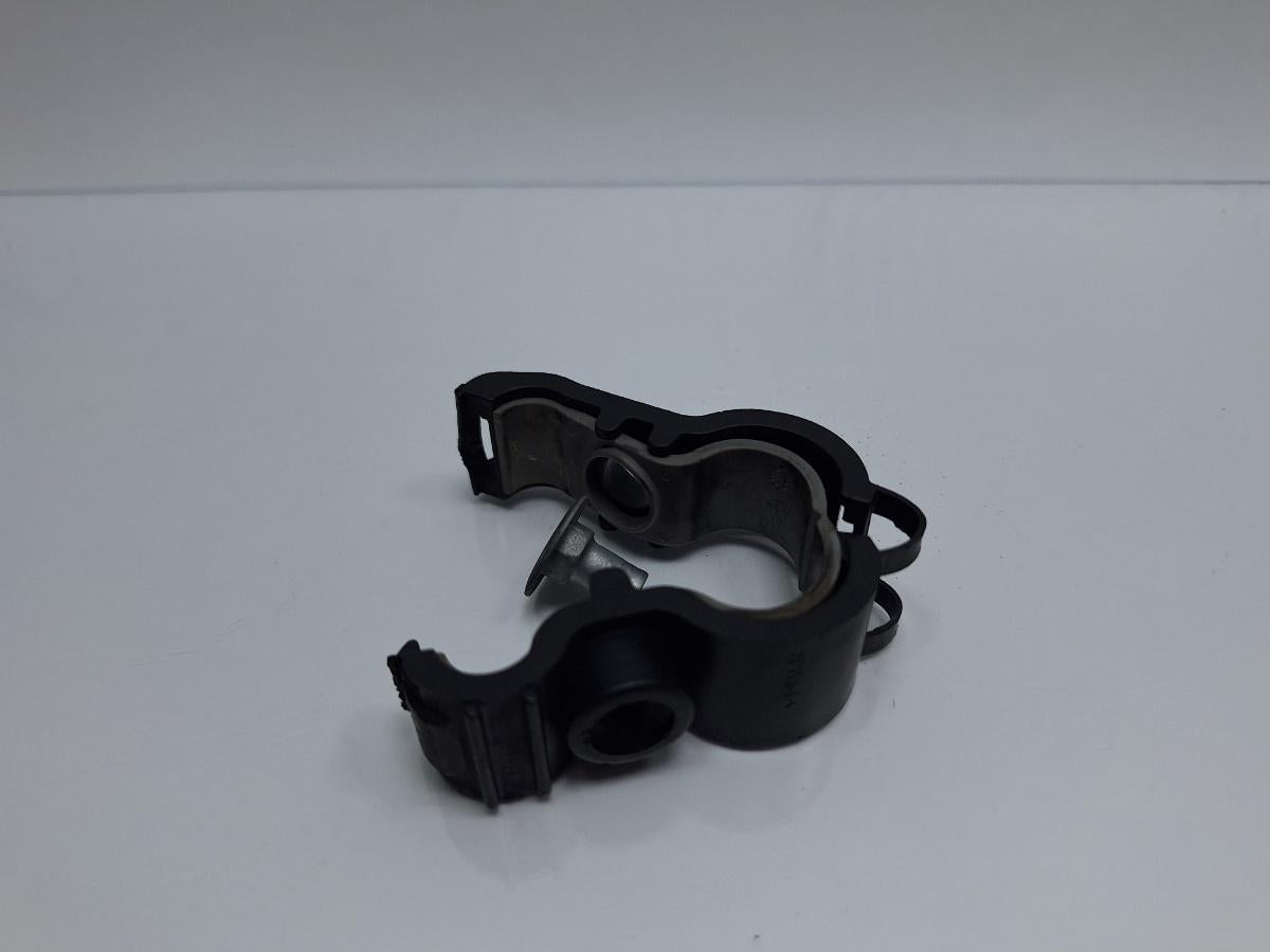 Suport conducta AC AUDI A4 III Avant 8ED, B7 2004 - 2008 TDI BKE, BRB 8E0260759AP