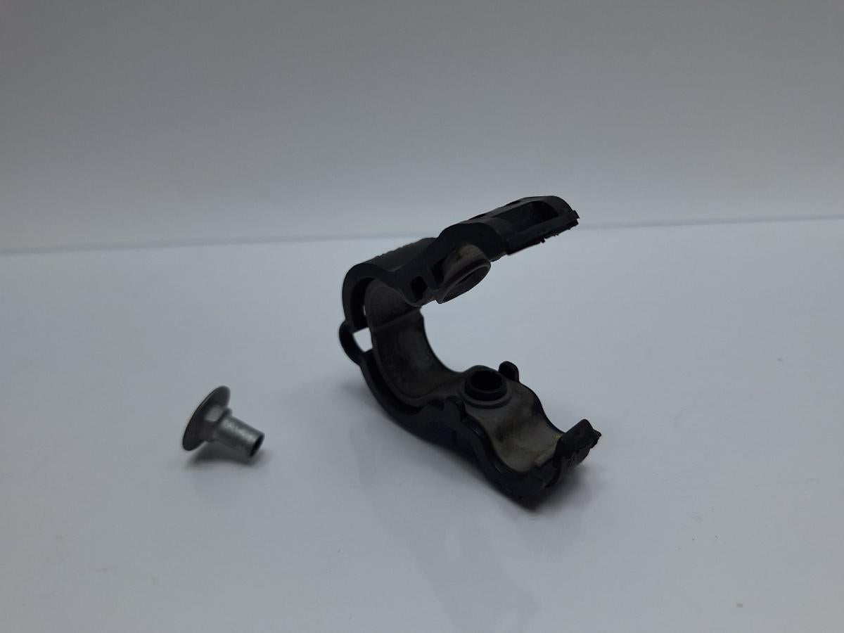 Suport conducta AC AUDI A4 III Avant 8ED, B7 2004 - 2008 TDI BKE, BRB 8E0260759AP