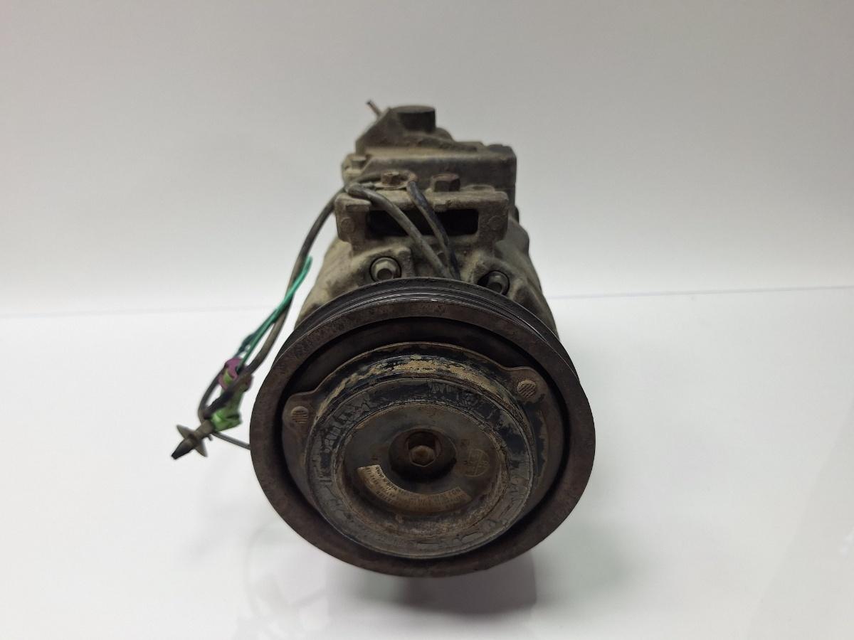 Compresor  AC VOLKSWAGEN PASSAT Variant 3B6 2000 - 2005 TDI AVB 8D0260808