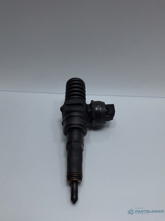 Injector 1.9 TDI BKE, BRB AUDI A4 III Avant 8ED, B7 2004 - 2008 BW BOSCH 0414720230 038130073BH