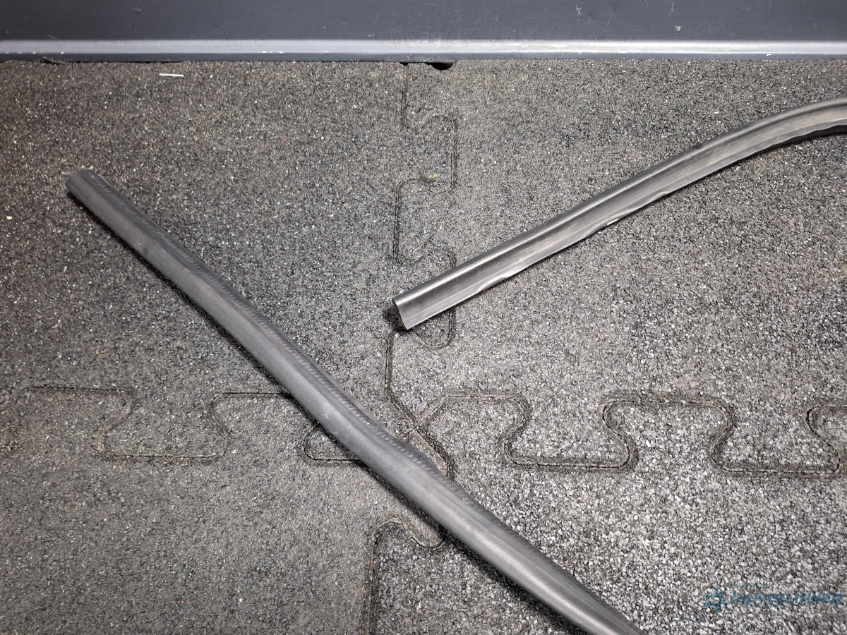 Chedere compartiment motor AUDI A4 III Avant 8ED, B7 2004 - 2008 TDI BKE, BRB 8E0823731C , 8E0121221E