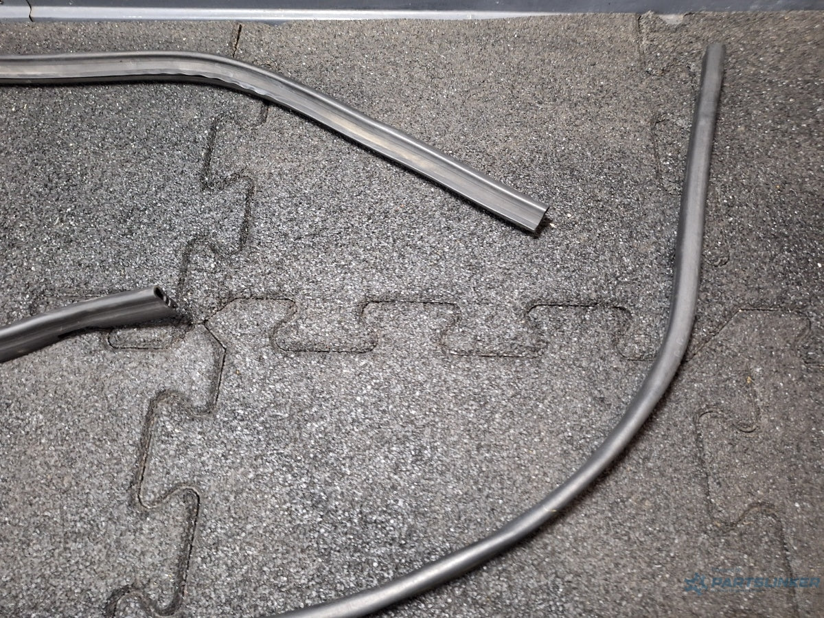 Chedere compartiment motor AUDI A4 III Avant 8ED, B7 2004 - 2008 TDI BKE, BRB 8E0823731C , 8E0121221E