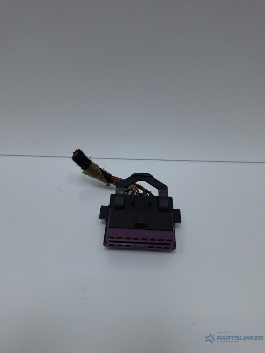 Mufa conector OBD 2 AUDI A4 III Avant 8ED, B7 2004 - 2008 TDI BKE, BRB 8D0972695
