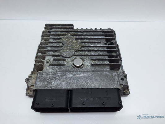 ECU modul/unitate de control motor VOLKSWAGEN GOLF VI 5K1_ 2008 - 2012 TDi BlueMotion CAYC Continental 5WP42692AA 03L906023MM