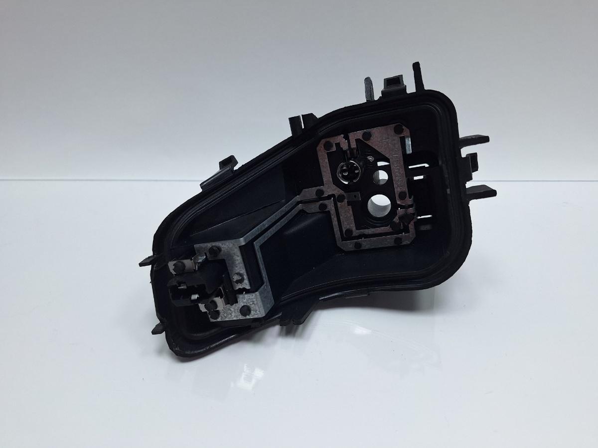 Soclu stop aripa VOLKSWAGEN GOLF VI 5K1_ 2011 TDi BlueMotion CAYC 77KW|105HP 2011