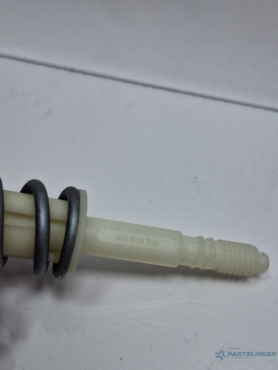 Surub prindere stop VOLKSWAGEN GOLF VI 5K1_ 2008 - 2012 TDi BlueMotion CAYC 1K8945300