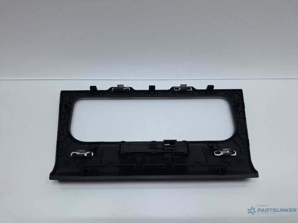 Rama panou clima VOLKSWAGEN GOLF VI 5K1_ 2008 - 2012 TDi BlueMotion CAYC 5K0858069P , 5K0858071M