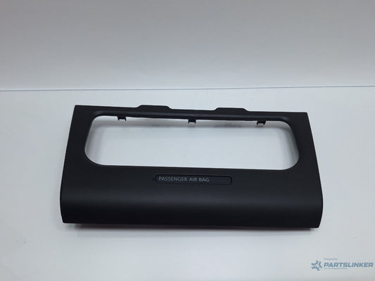 Rama panou clima VOLKSWAGEN GOLF VI 5K1_ 2008 - 2012 TDi BlueMotion CAYC 5K0858069P , 5K0858071M