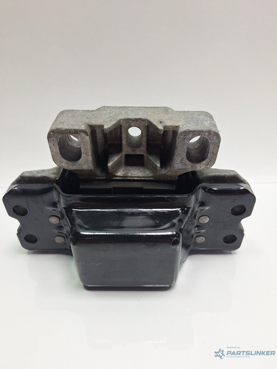 Tampon motor VOLKSWAGEN GOLF VI 5K1_ 2008 - 2012 TDi BlueMotion CAYC 1K0199555M