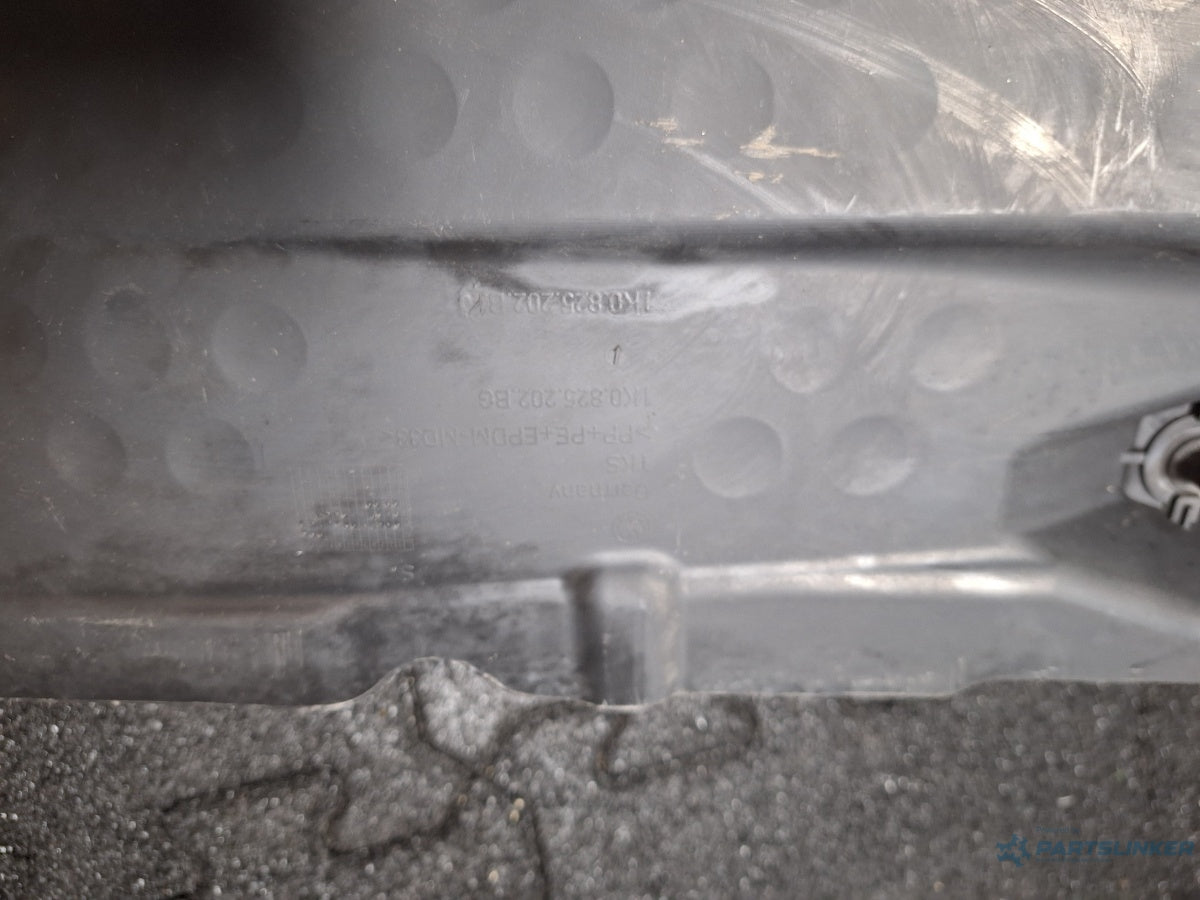 Scut podea dreapta VOLKSWAGEN GOLF VI 5K1_ 2008 - 2012 TDi BlueMotion CAYC 1K0825202BG