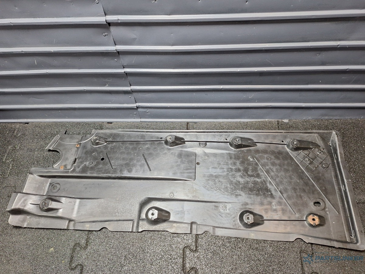 Scut podea dreapta VOLKSWAGEN GOLF VI 5K1_ 2008 - 2012 TDi BlueMotion CAYC 1K0825202BG